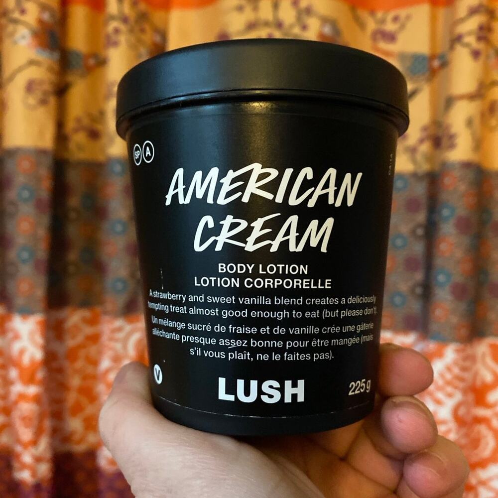 New & FRESH American Cream Body Lotion 225 g ~ From Retro ~ Remind Me Wall
